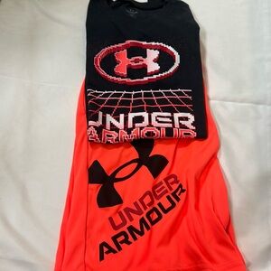 Under Armour Black and Red Short Sleeve tee with orange shorts